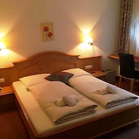 Paradies Samnaun Spiss מלון