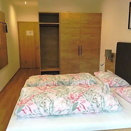 Paradies Samnaun Spiss מלון 3*